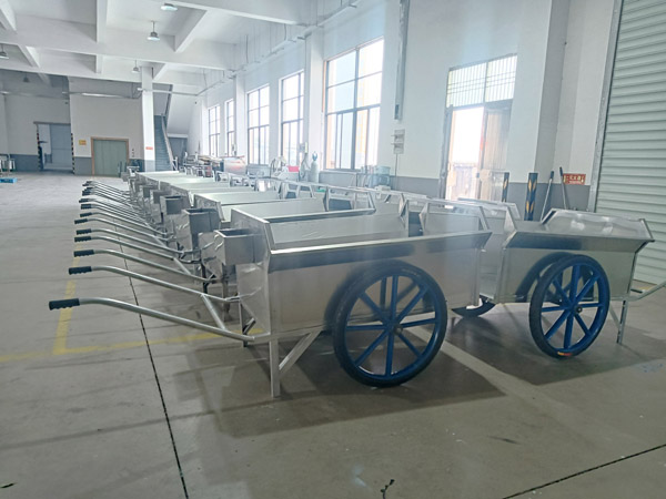 金壇不鏽鋼保潔車順利完工完成交付